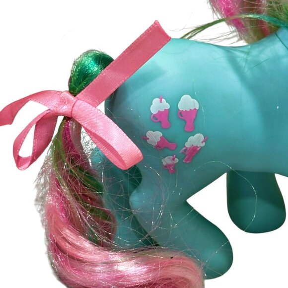 My Little Pony FIZZY Unicorn Twinkle Eye Classic Rhinestone Eyes G1 REISSUE 2021 - Picture 4 of 9